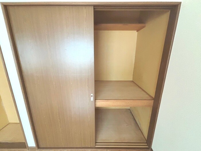 物件内観写真13　(収納)