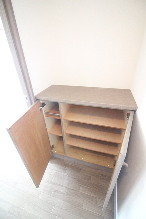 物件内観写真14　(靴箱)