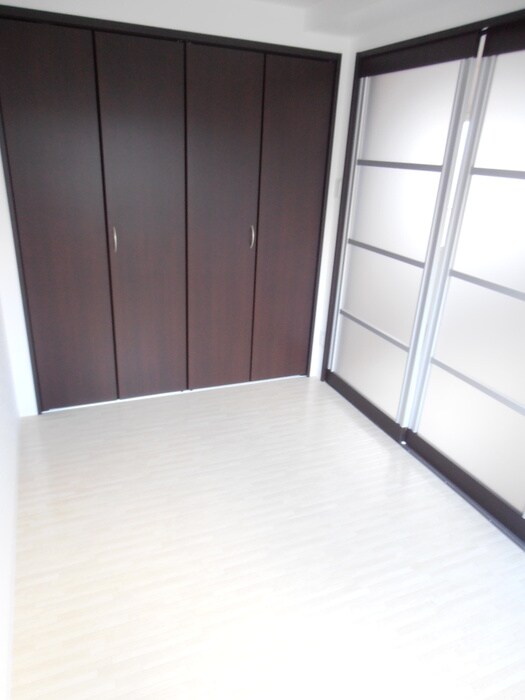 物件内観写真6　(居室)