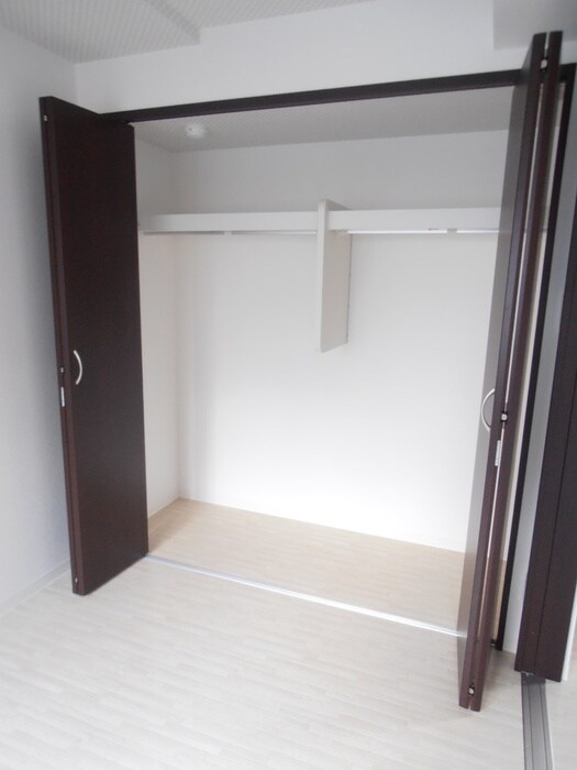 物件内観写真7　(収納)