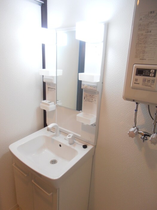 物件内観写真9　(洗面)