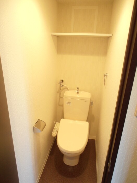 物件内観写真12　(トイレ)