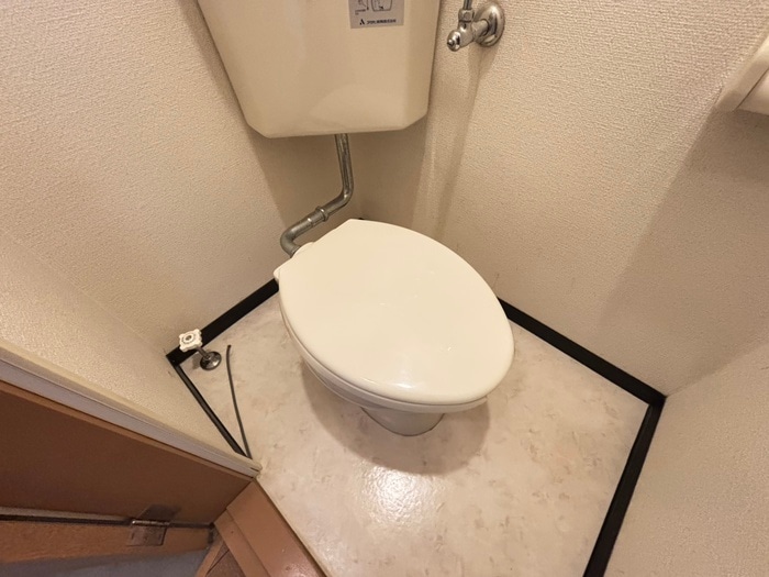 物件内観写真14　(トイレ)