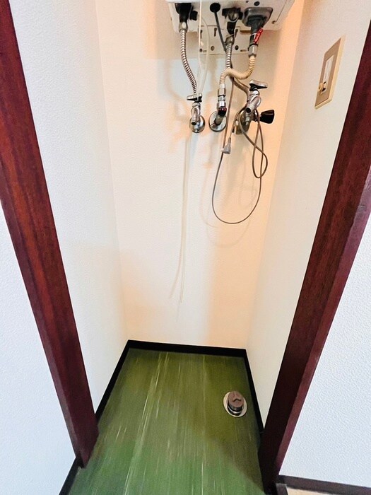 物件内観写真17　(洗濯機置場)