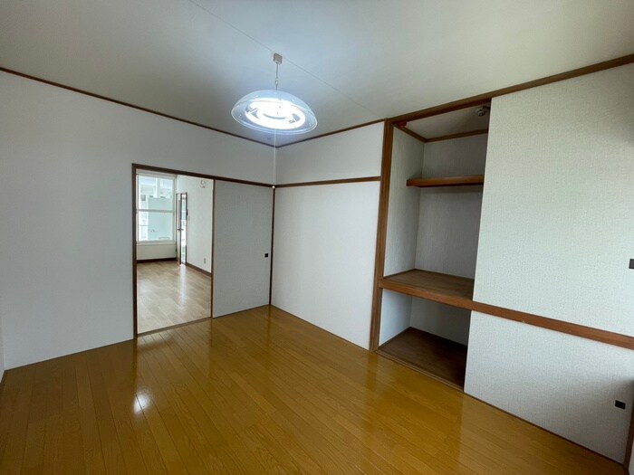 物件内観写真11　(居室)