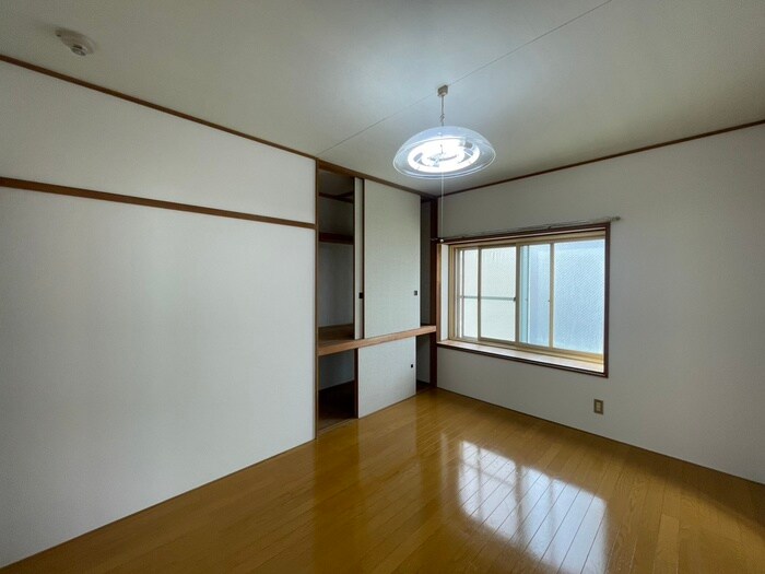 物件内観写真13　(居室)