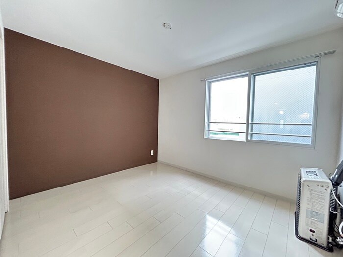 物件内観写真10　(居室)