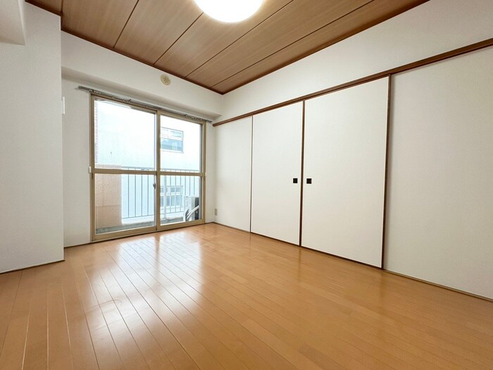 物件内観写真12　(居室)