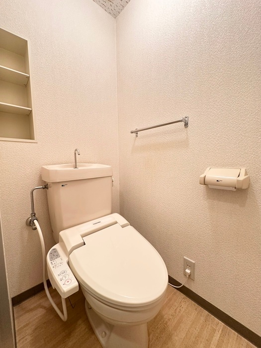 物件内観写真13　(トイレ)