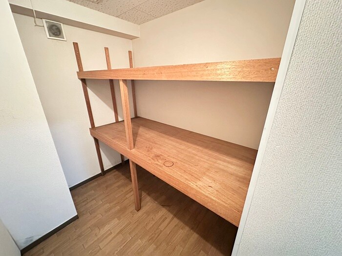 物件内観写真22　(収納)