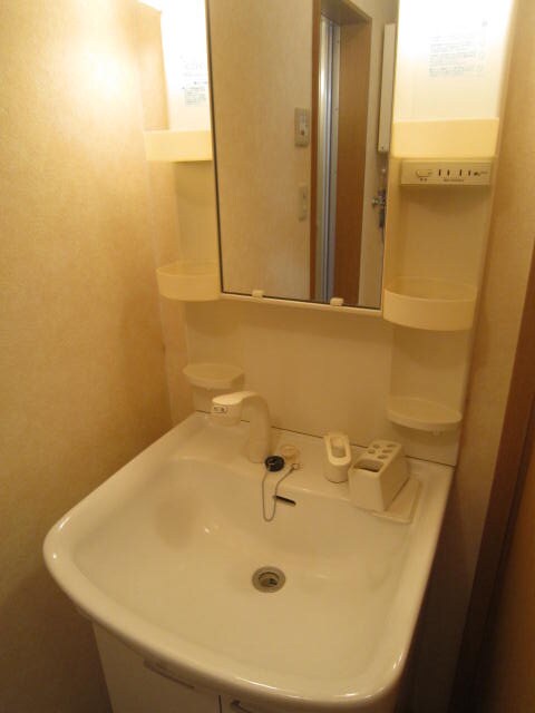 物件内観写真7　(洗面)