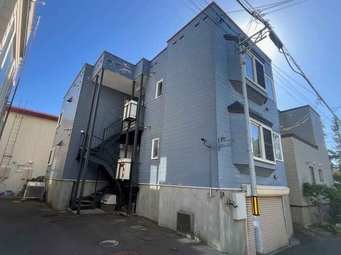 物件外観写真1　(外観写真)