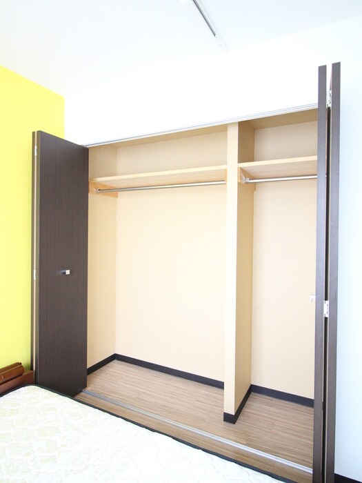 物件内観写真11　(収納)