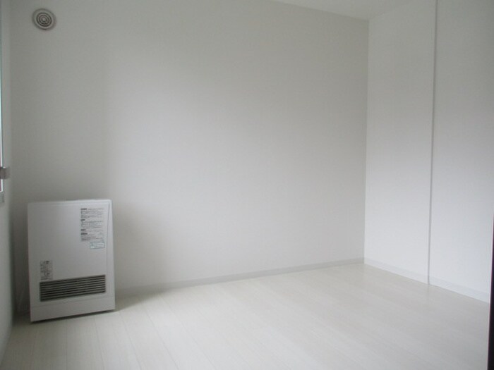 物件内観写真12　(居室)