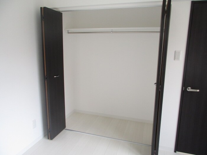 物件内観写真13　(収納)