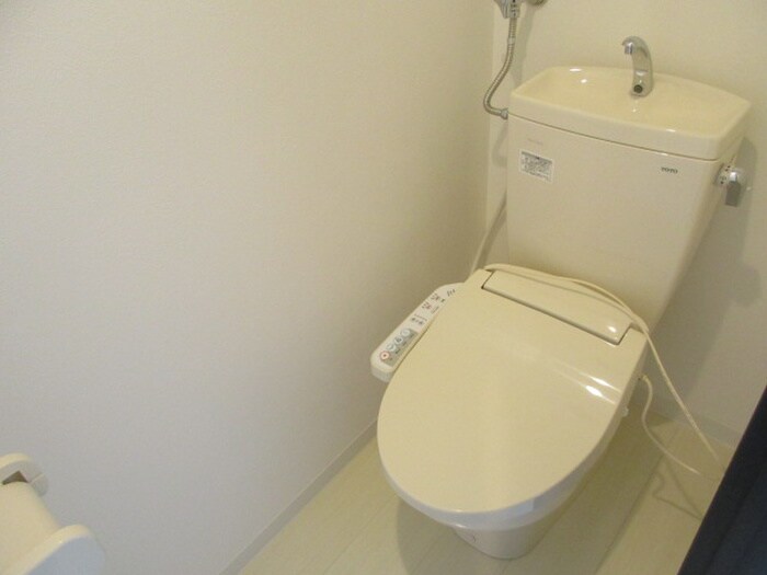 物件内観写真16　(トイレ)