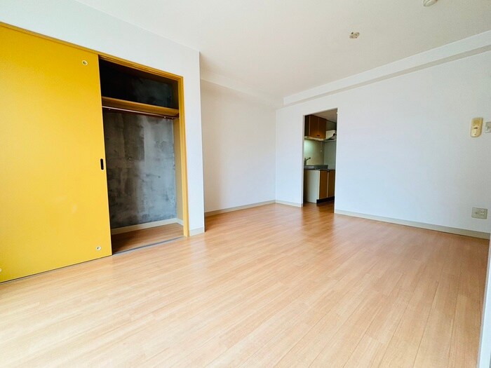 物件内観写真10　(居室)