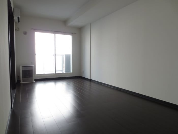 物件内観写真4　(居室)