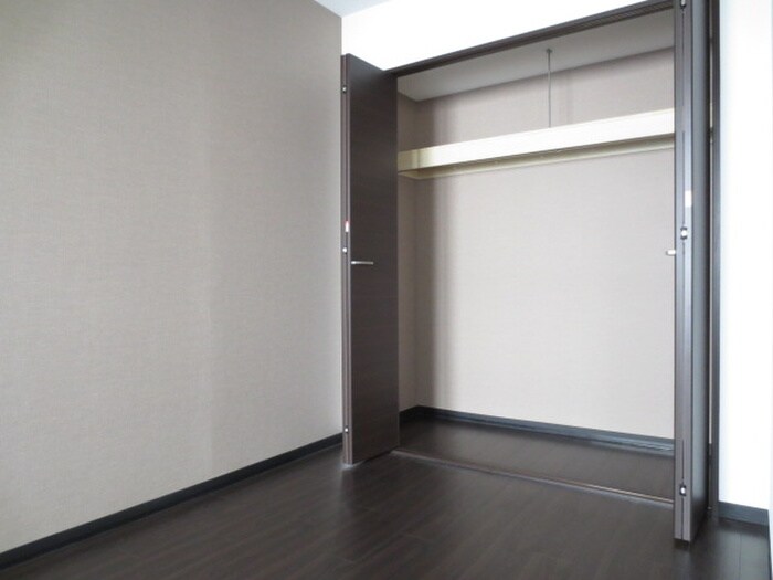 物件内観写真6　(収納)