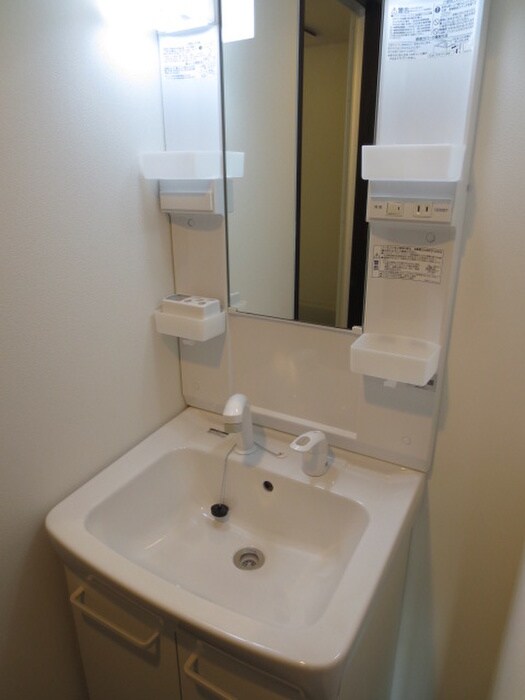 物件内観写真9　(洗面)