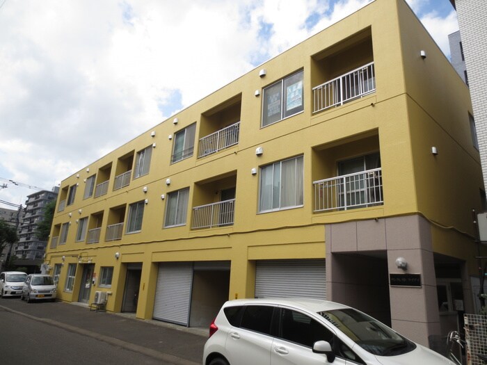 物件外観写真2　(外観写真)