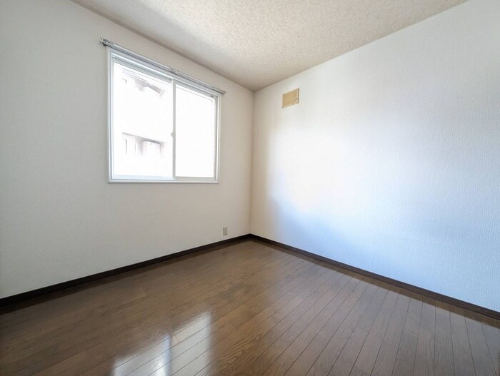 物件内観写真18　(居室)