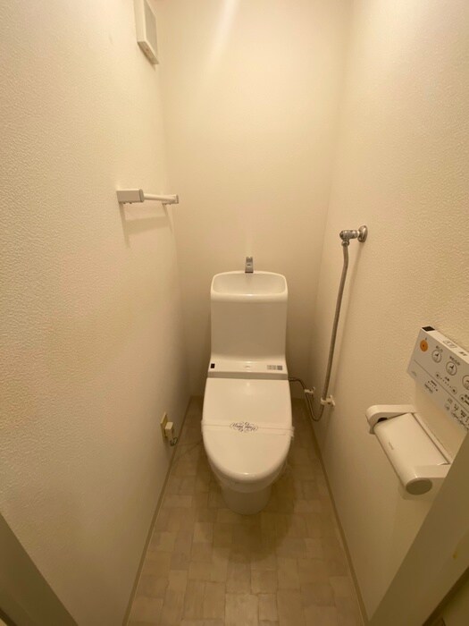 物件内観写真12　(トイレ)