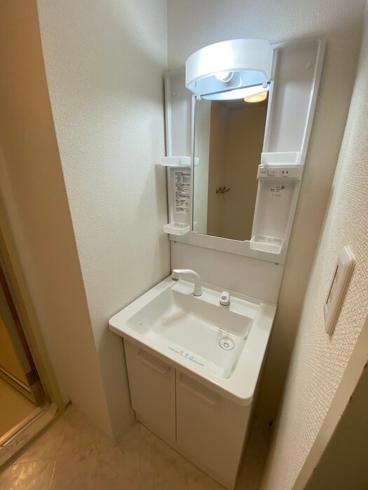 物件内観写真13　(洗面)