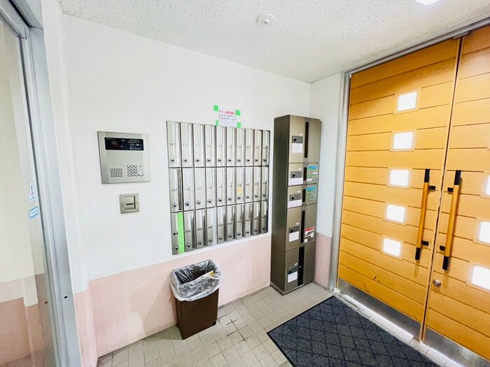 物件外観写真4　(建物設備)