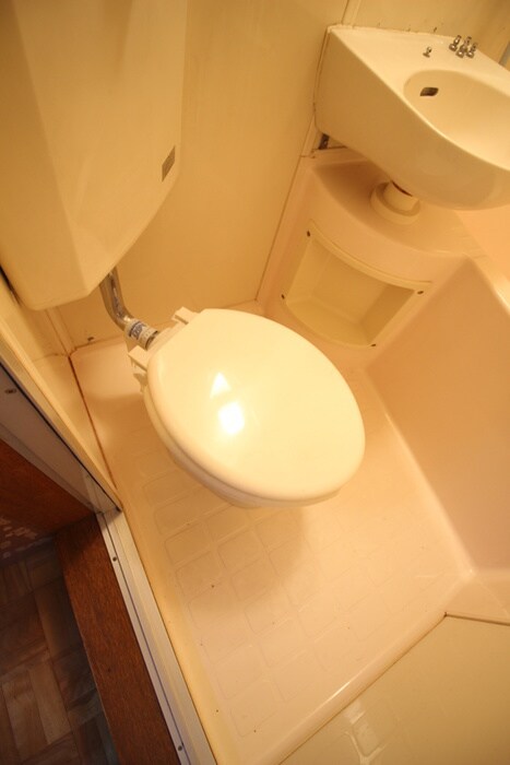 物件内観写真14　(トイレ)