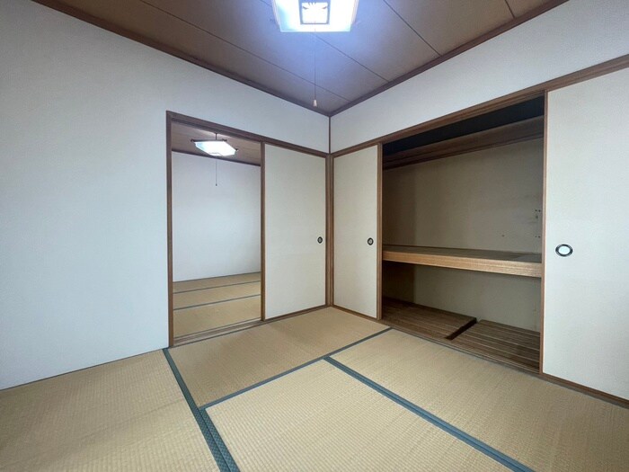 物件内観写真8　(居室)