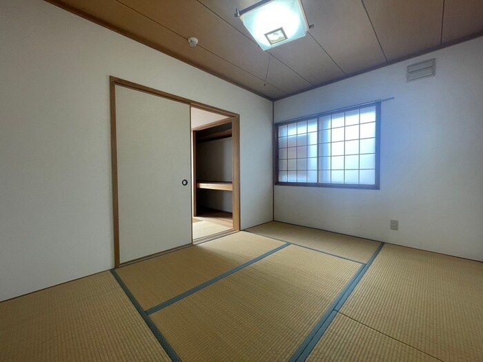 物件内観写真9　(居室)