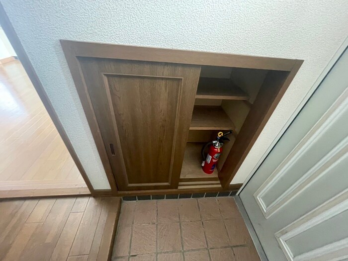 物件内観写真16　(靴箱)