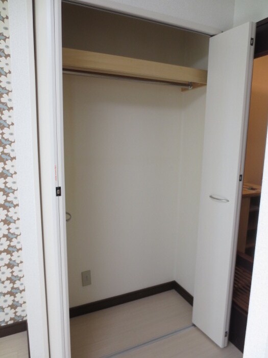 物件内観写真9　(収納)