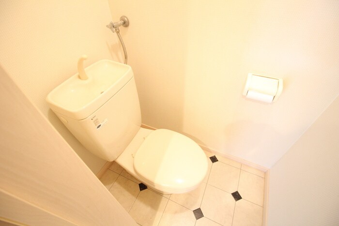 物件内観写真17　(トイレ)