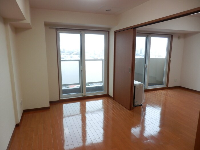 物件内観写真9　(居室)