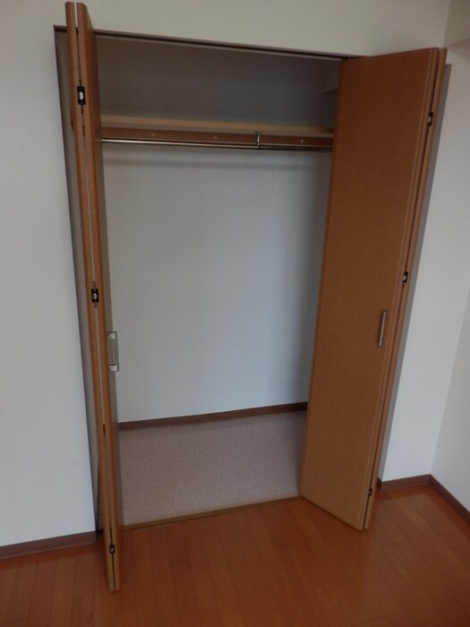 物件内観写真11　(収納)
