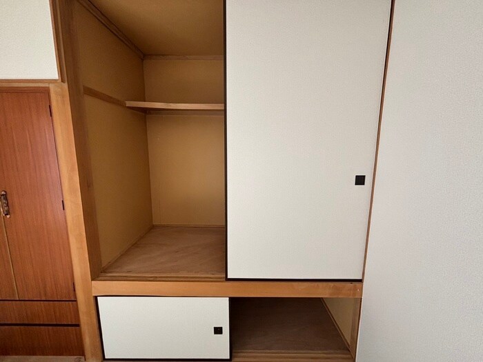 物件内観写真11　(収納)