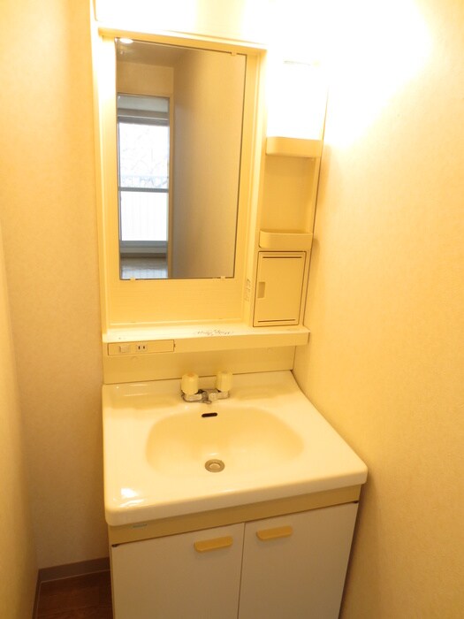 物件内観写真9　(洗面)