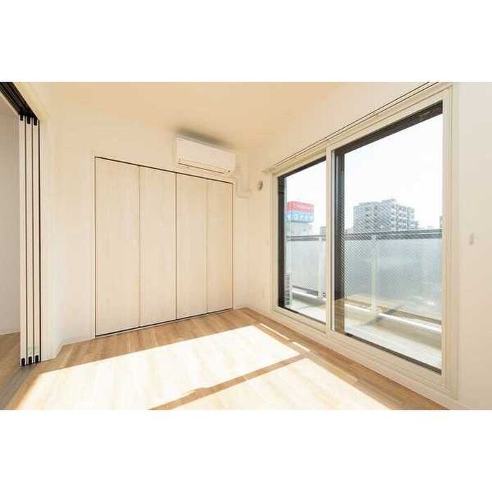 物件内観写真9　(居室)