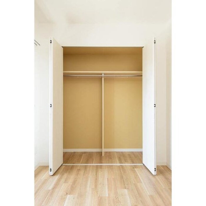 物件内観写真11　(収納)