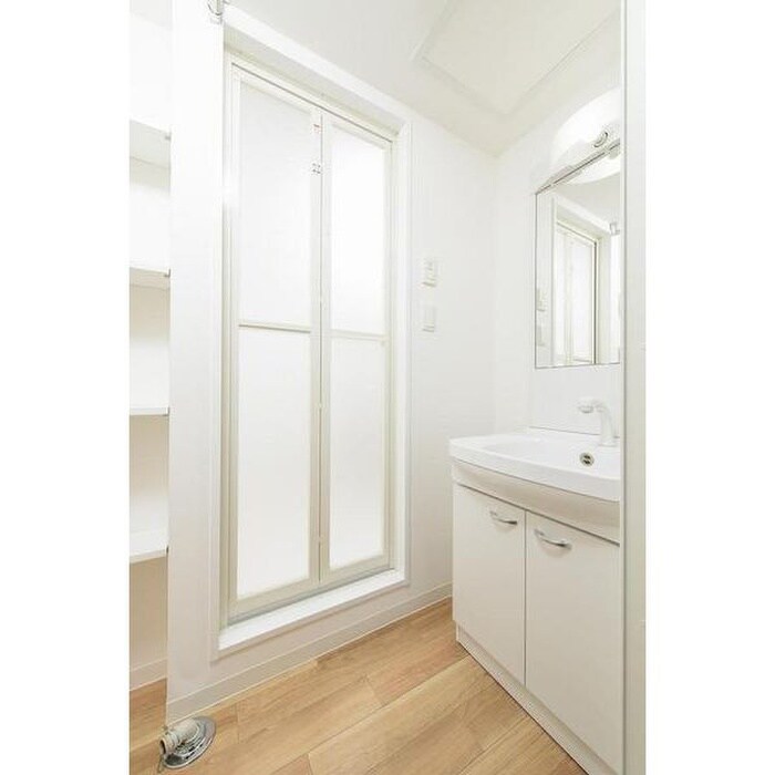 物件内観写真13　(洗面)