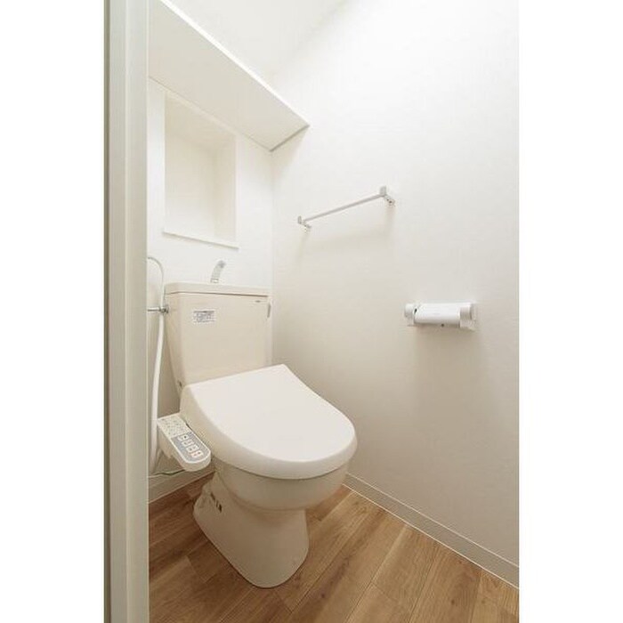 物件内観写真15　(トイレ)