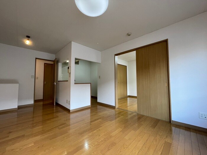 物件内観写真10　(居室)