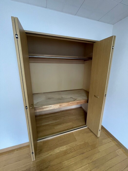 物件内観写真15　(収納)