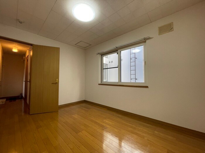 物件内観写真22　(居室)