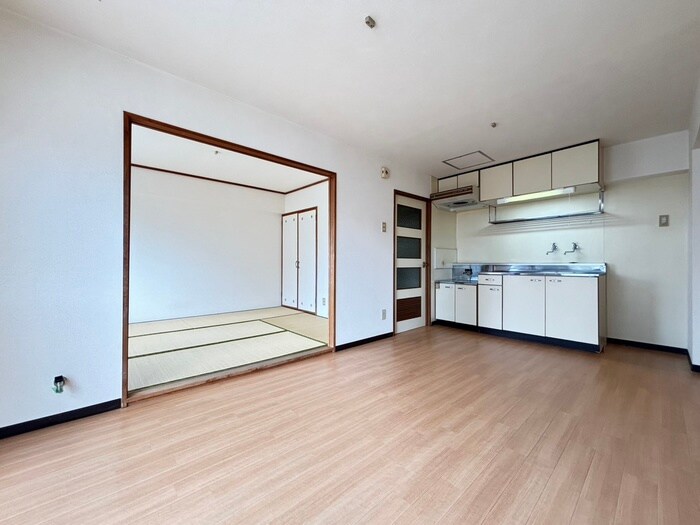 物件内観写真9　(居室)