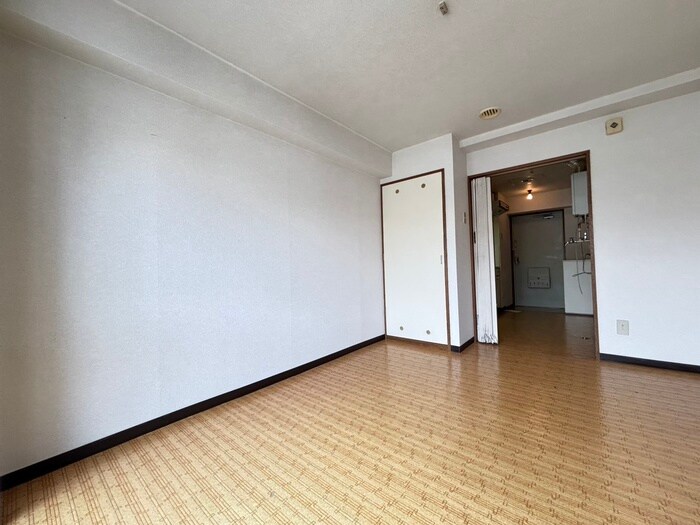 物件内観写真10　(居室)