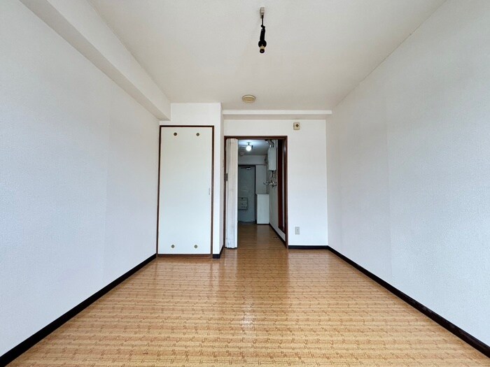 物件内観写真11　(居室)