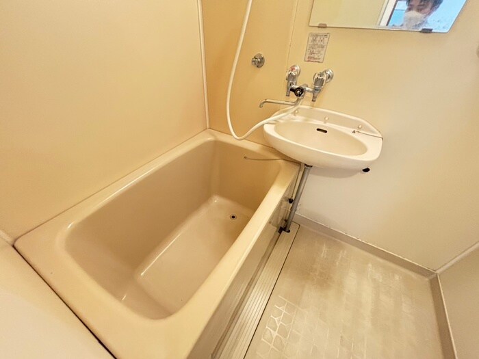 物件内観写真12　(バス／シャワールーム等)